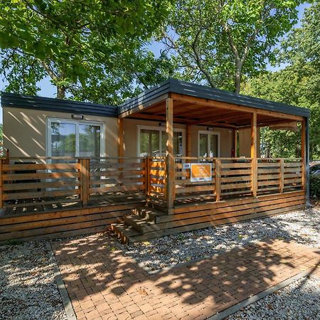 Eurocamp Mobile Homes At Campsite Puntica Фунтана Экстерьер фото